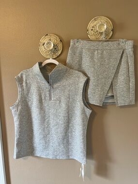 Fisoew Sleeveless Heather Gray Zip Mock Neck Top and Skort Set